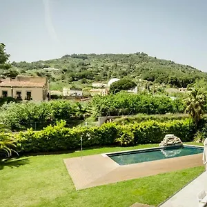 apartamentos-nou-de-la-selva-del-camp.catalonia-hotels.com/